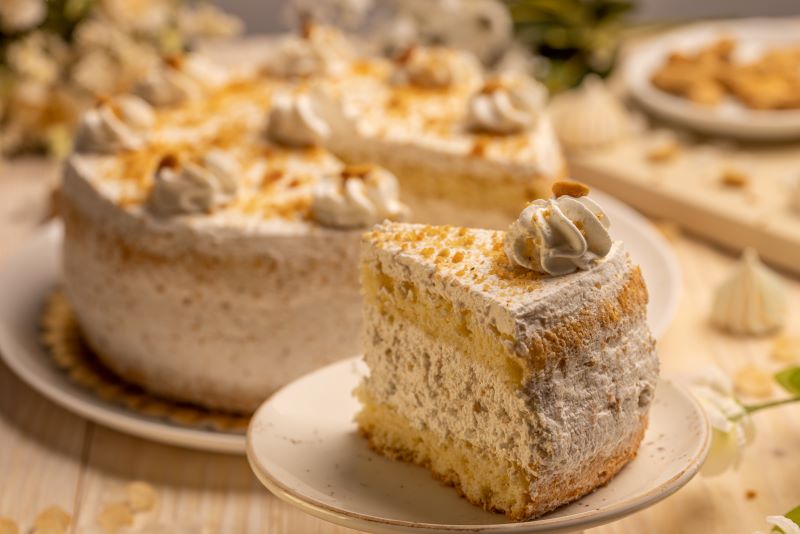 Whip Up a Cloud Cake Recipe That’s Both Fluffy and Flavorful